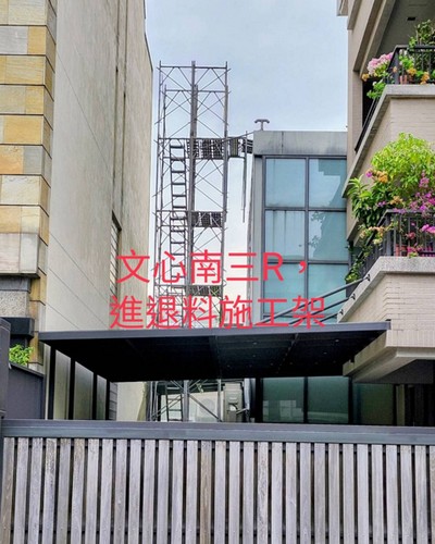 台中搭鷹架, 台中鷹架工程, 台中搭建築鷹架, 台中搭建鋼管鷹架, 台中外牆整修施工架搭建, 台中活動工作架, 台中搭鐵架, 台中框式鷹架, 台中鷹架搭設, 台中舞台鷹架搭建, 台中舞臺施工架搭設, 台中鷹架施工